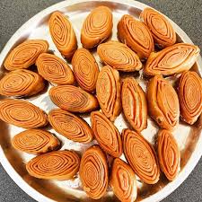 Madatha Kaja (Andhra Style Crispy Sweet)